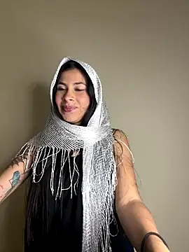 Snapshot of alia_bashar chatting on 8, 11, 2025 alia bashar online show from 8, 11, 2025