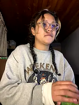 Hathorlove online show from 13, 10, 2025