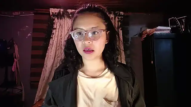 Hathorlove online show from 2, 2, 2026