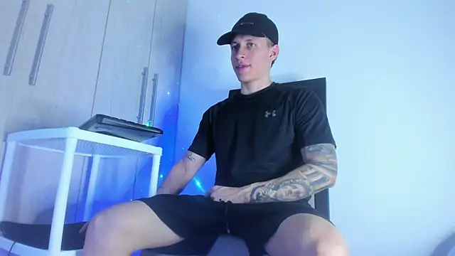 enzo bvlgari online show from 1, 3, 2025