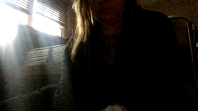 alexabunni online show from 5, 12, 2025