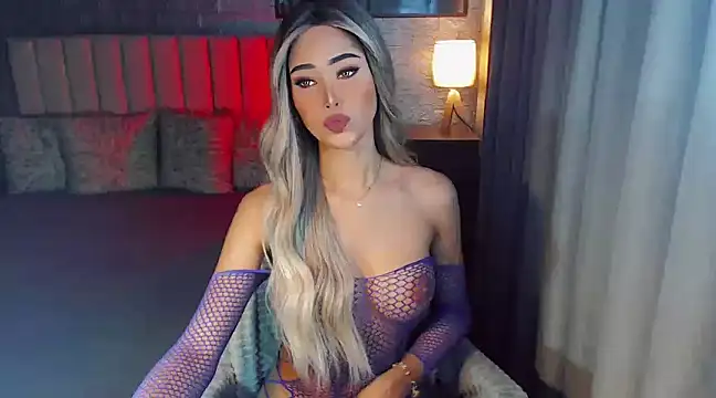 Miss Amandaversace online show from 11, 2, 2025
