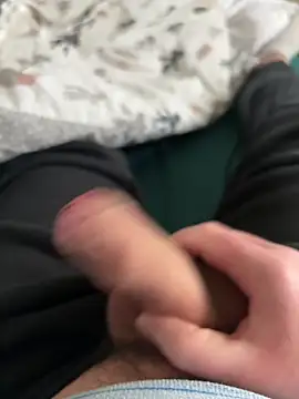 Snapshot of TheChattyOne chatting on 14, 2, 2025 TheChattyOne online show from 14, 2, 2025