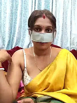 Queen Dolly online show from 3, 1, 2025