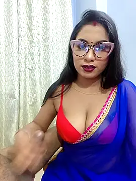 Queen Dolly online show from 21, 3, 2026