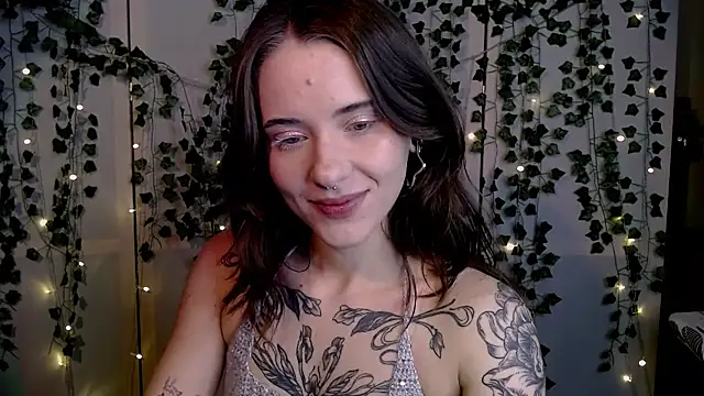 Snapshot of risha_laas chatting on 14, 5, 2026 risha laas online show from 14, 5, 2026