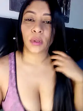 Lashmy111 online show from 19, 4, 2026