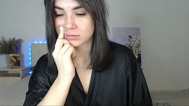 RoxannePure online show from 21, 2, 2025