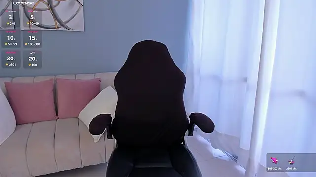 Snapshot of BrookeMiller chatting on 4, 3, 2026 BrookeMiller online show from 4, 3, 2026