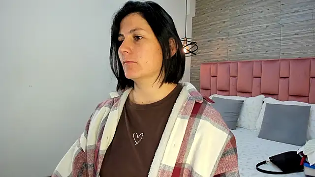 SarahDeyvis online show from 18, 3, 2025