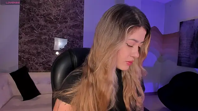 EveBensonX online show from 10, 2, 2026