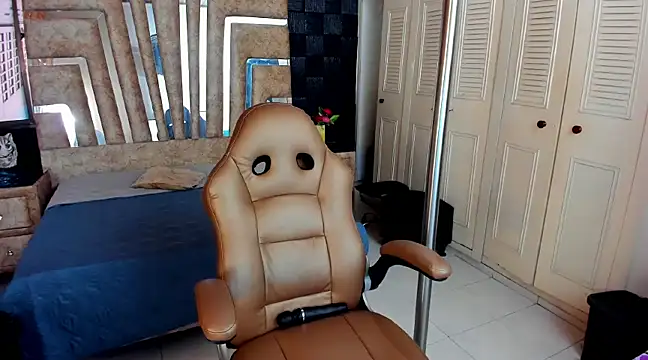 cute sassy online show from 14, 2, 2025