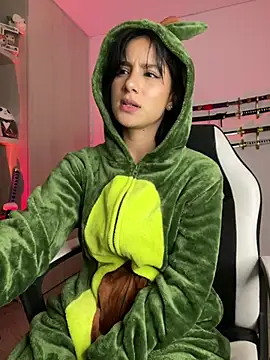 Snapshot of Ale_Lewis chatting on 7, 12, 2024 Ale Lewis online show from 7, 12, 2024