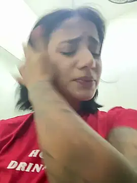 Snapshot of Ale_Lewis chatting on 9, 2, 2025 Ale Lewis online show from 9, 2, 2025