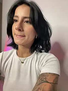 Snapshot of Ale_Lewis chatting on 18, 2, 2025 Ale Lewis online show from 18, 2, 2025