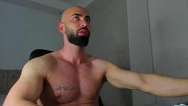 Snapshot of MichaelMasterss chatting on 28, 4, 2026 MichaelMasterss online show from 28, 4, 2026