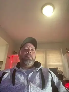 Snapshot of Cristian-Brayan chatting on 13, 2, 2025 Cristian-Brayan online show from 13, 2, 2025