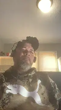 Snapshot of Cristian-Brayan chatting on 23, 2, 2025 Cristian-Brayan online show from 23, 2, 2025