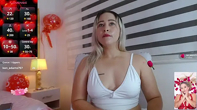 WANDAFOXX1 online show from 18, 2, 2025