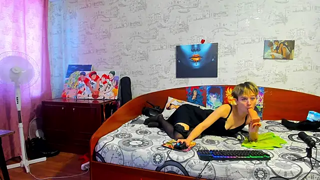 KagamiTayga online show from 17, 9, 2025