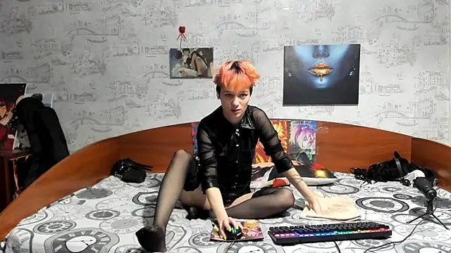 KagamiTayga online show from 9, 4, 2026