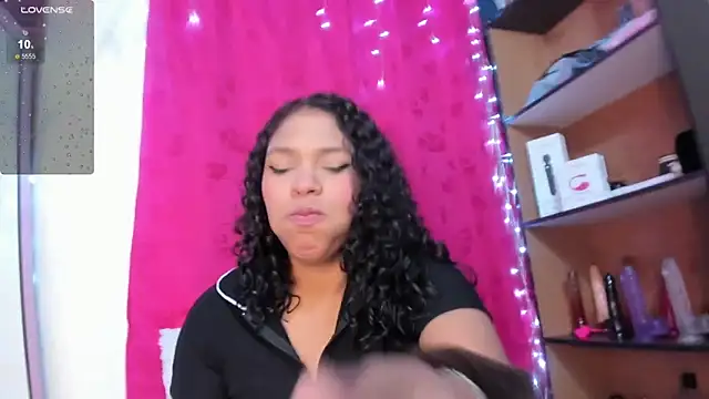 Snapshot of iriss_25 chatting on 29, 1, 2025 iriss 25 online show from 29, 1, 2025