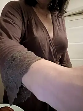 ROXOLANAA SEXY online show from 16, 4, 2026