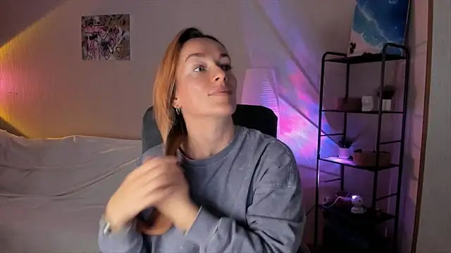 RebeccaMartinez online show from 25, 10, 2025