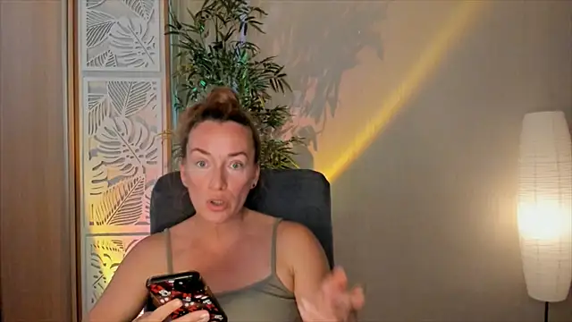 RebeccaMartinez online show from 14, 7, 2026