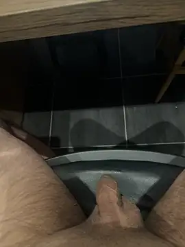 mattexhibe online show from 7, 11, 2025