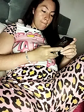 katha steele  online show from 28, 9, 2025