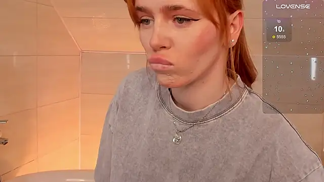 Phoenix Margo online show from 25, 9, 2025