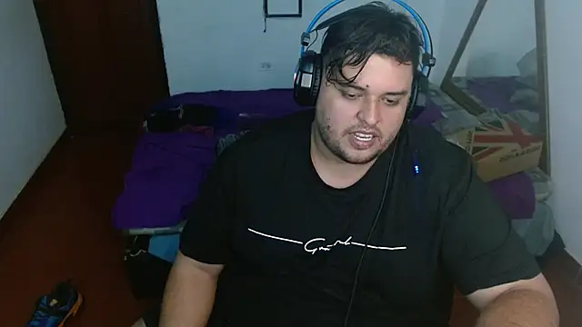 Snapshot of altairstudiosvip_ chatting on 10, 12, 2024 altairstudiosvip  online show from 10, 12, 2024