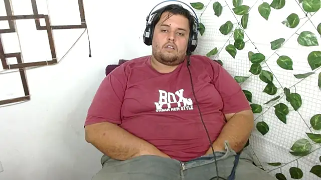 Snapshot of altairstudiosvip_ chatting on 20, 9, 2025 altairstudiosvip  online show from 20, 9, 2025