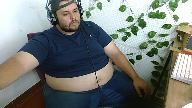 Snapshot of altairstudiosvip_ chatting on 14, 10, 2025 altairstudiosvip  online show from 14, 10, 2025