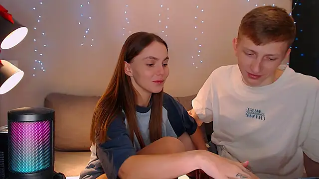 juliaanddima online show from 27, 2, 2025