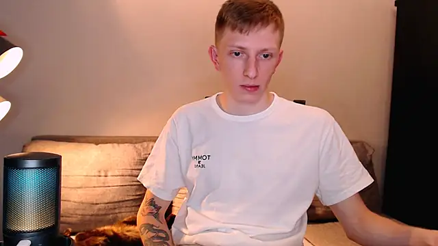 juliaanddima online show from 28, 10, 2025