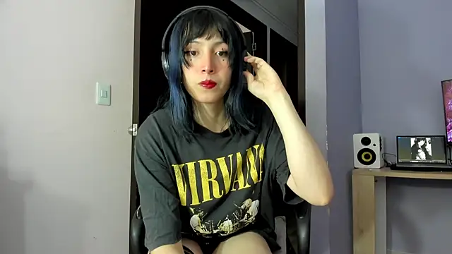 Room312  online show from 25, 4, 2026