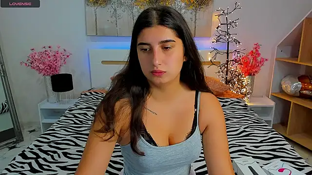 Snapshot of Linda_EX chatting on 9, 10, 2025 Linda EX online show from 9, 10, 2025