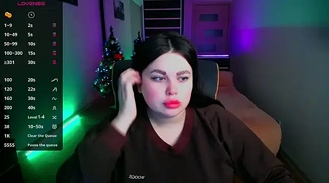 Emily Mo online show from 21, 12, 2024
