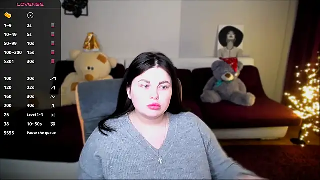 Emily Mo online show from 26, 12, 2024