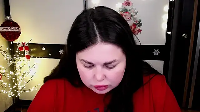 Emily Mo online show from 3, 12, 2025