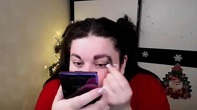 Emily Mo online show from 4, 12, 2025