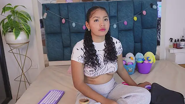 Anais aradia online show from 1, 4, 2026