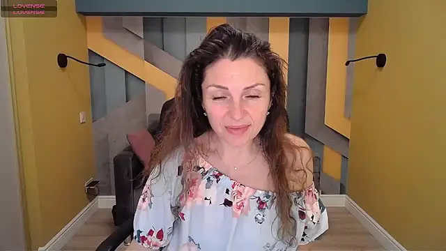 Snapshot of EllaLong chatting on 29, 1, 2025 EllaLong online show from 29, 1, 2025
