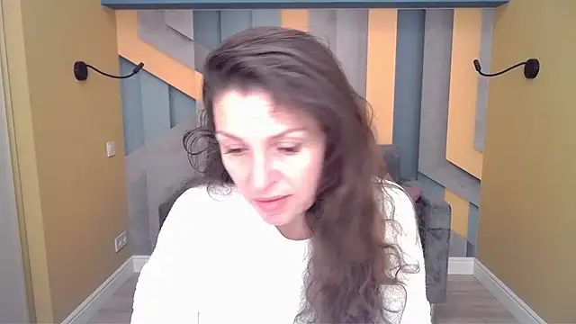 Snapshot of EllaLong chatting on 7, 2, 2026 EllaLong online show from 7, 2, 2026