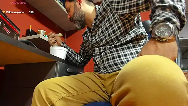 Maxi TheBigDaddy online show from 26, 2, 2025