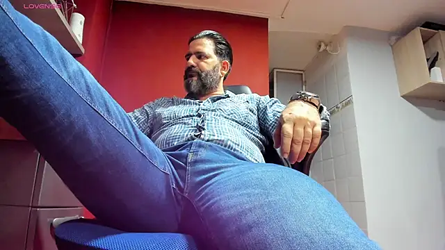 Maxi TheBigDaddy online show from 28, 2, 2025