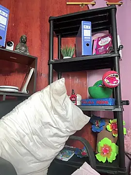 jademoomsm online show from 20, 3, 2026