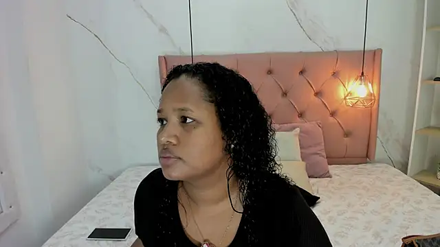 Belle Brunette online show from 22, 3, 2025